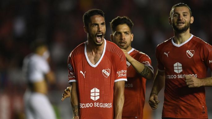¿Emigra un pilar en la defensa de Independiente?
