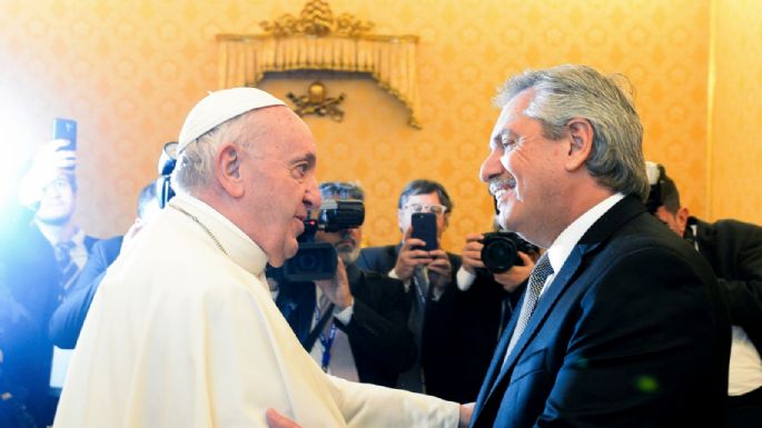 El Vaticano desmintió a Fernández: la despenalización del aborto formó parte de la agenda de temas