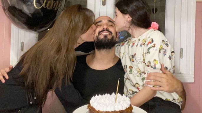 A días del nacimiento de su hijo, Abel Pintos publicó una foto de la panza de embarazo de su esposa