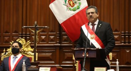Crisis institucional en Perú: asumió como presidente el jefe del Congreso, en medio de protestas
