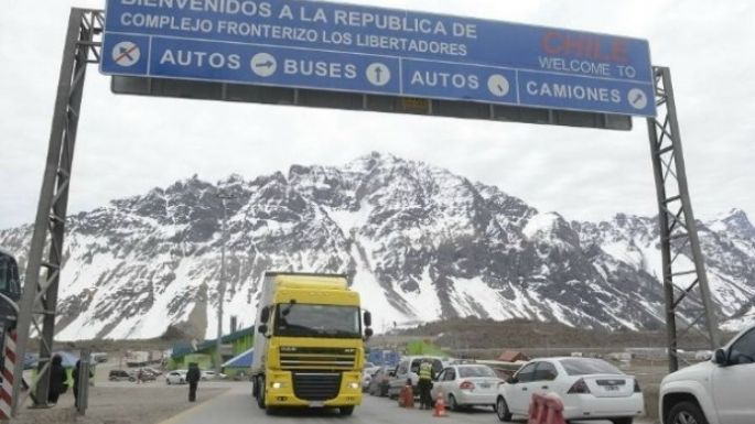 "Zona de riesgo": piden extremar el intercambio comercial con Chile