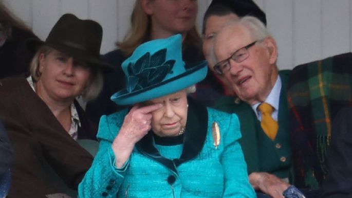 La Reina Isabel II atraviesa un difícil momento: algo que nunca le sucedió en sus 68 años de reinado