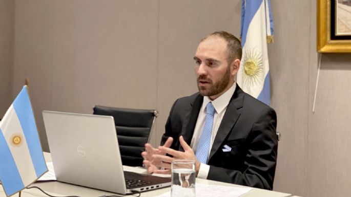 Las negociaciones con los bonistas "continúan en un curso positivo", destacó Guzmán