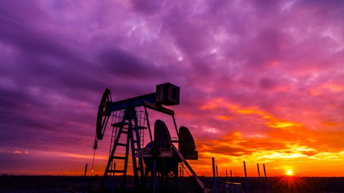 El petróleo opera estable en los mercados más importantes a nivel global
