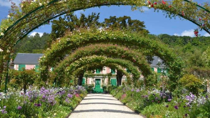 Reabre el jardín de Claude Monet con estrictos protocolos