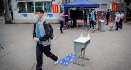 Tras cuatro meses sin clases por el coronavirus los estudiantes de Wuhan vuelven a las escuelas