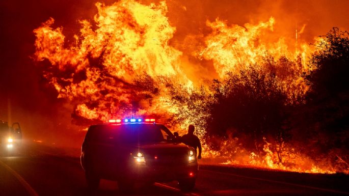 Estados Unidos arrasado por las llamas: medio millón de evacuados