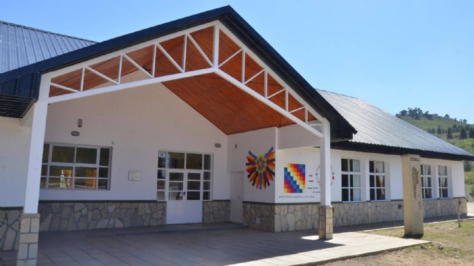 Villa Pehuenia: 94° aniversario de la Escuela N° 90 de Paso Icalma