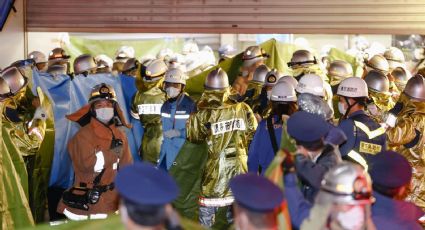 Terror en un tren de Tokio: el atacante vestido como el "Joker" quería que lo condenaran a muerte