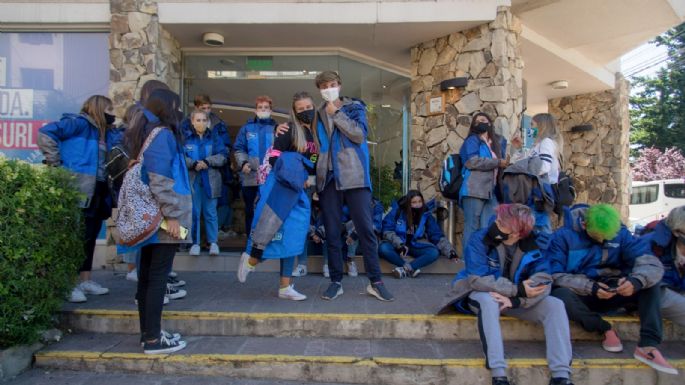 Egresados en Bariloche: hay 100 estudiantes aislados por coronavirus