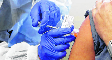 Coronavirus: el Colegio Farmacéutico repudió el accionar de los antivacunas en las farmacias