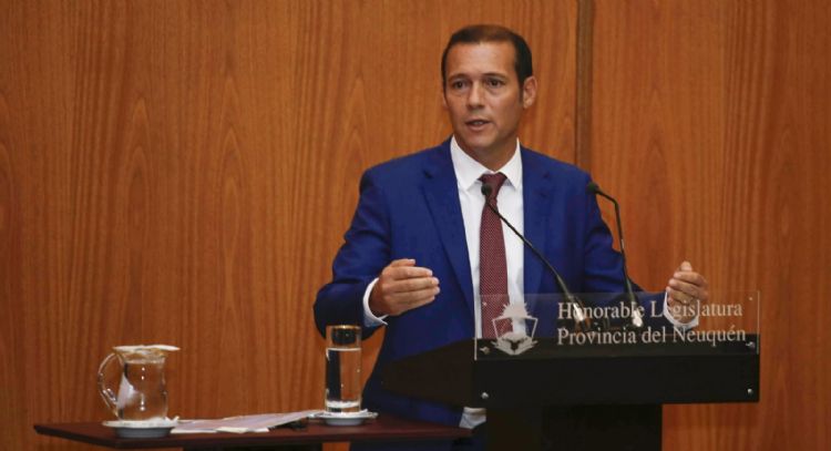 Omar Gutiérrez anunció una importante inversión en oleoductos