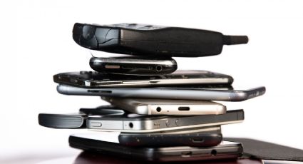 La vuelta a los “ladrillos”: más personas buscan desprenderse de sus teléfonos inteligentes