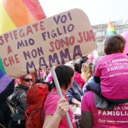 El Parlamento Europeo denunció las nuevas restricciones de Italia contra las parejas LGBT+