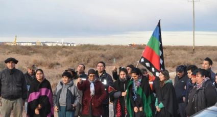 La comunidad mapuche Paynemil denunció discriminación y bloqueó el ingreso a Loma la Lata