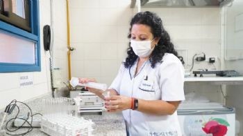 El laboratorio magistral de Junín de los Andes produce más de 70 recetas de medicamentos