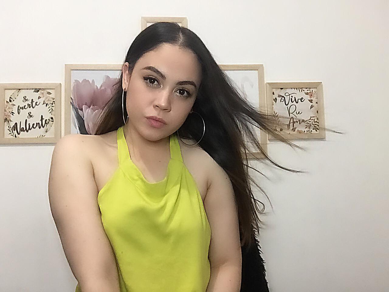 Paola López