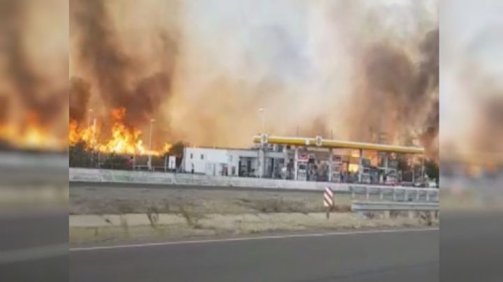 Temor en Córdoba: un incendio rodeó una estación de servicio