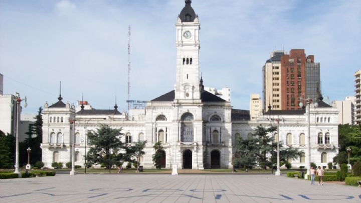 Un intendente denunció que “encapuchados” quisieron tomar la Municipalidad