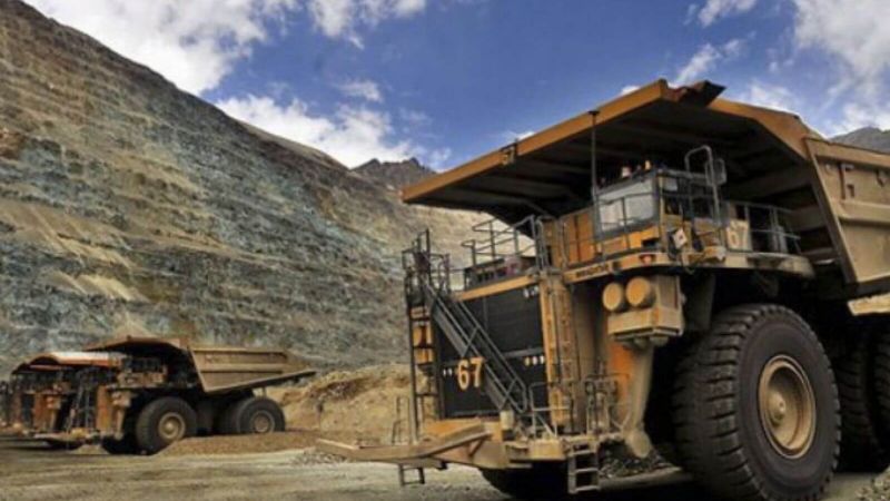 Chubut: Arcioni presentó el proyecto de Ley de Desarrollo Industrial Minero Metalífero Sustentable