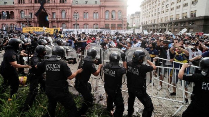 El comunicado del Ministerio de Seguridad por los disturbios en el velatorio de Diego Maradona