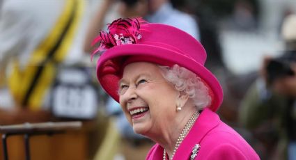 La reina Isabel II demuestra cuál es su gran pasión a sus 94 años de edad: las fotos hablan por sí solas