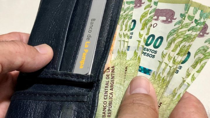 El Gobierno aclaró las condiciones para acceder al bono destinado a los trabajadores informales