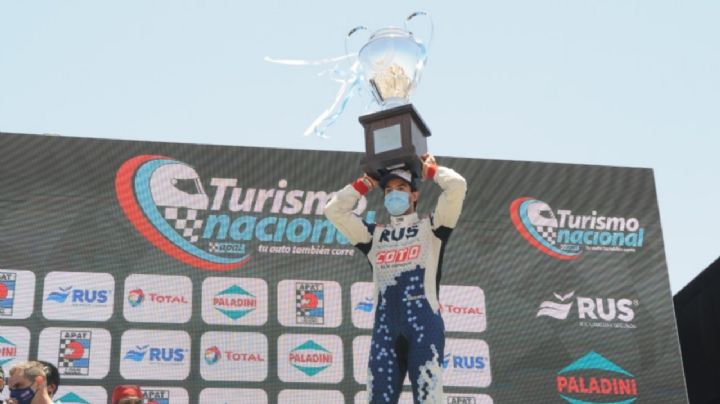 El rionegrino Manu Urcera es bicampeón de Turismo Nacional