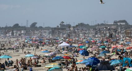 ¡No les importó nada! Miles de personas rebalsaron las playas de California a pesar del coronavirus