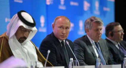 Rusia y Arabia Saudita buscan lograr "una mayor coordinación" en el mercado petrolero