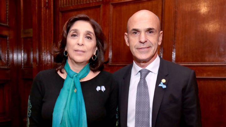 Los exjefes de la AFI, procesados por espionaje ilegal