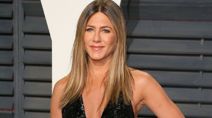 Jennifer Aniston repite vestido clásico y sigue siendo la reina de los Emmys