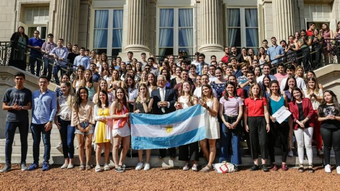 Atención estudiantes de Neuquén: interesantes becas de Pan American Energy