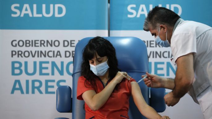 Fernán Quirós: "Modificar el esquema de vacunación podría generar daños secundarios en la sociedad"