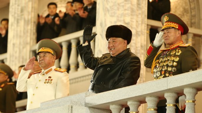 Corea del Norte ostentó su poderío militar en un desfile en la capital