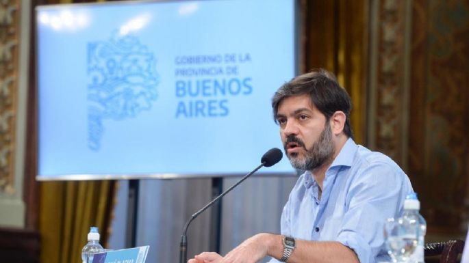 Por el aumento de casos, Carlos Bianco anunció que 15 municipios bajarán de fase