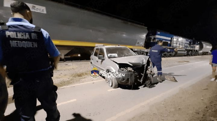 Alcoholizado al volante: perdió el control y chocó a un tren estacionado en Neuquén Capital