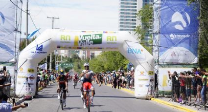 Con la disputa de la segunda etapa, después de 20 años retornó la Vuelta al Valle a Neuquén Capital