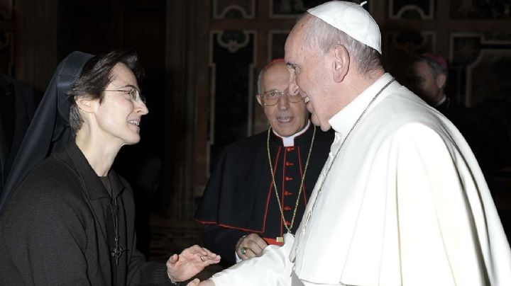 El papa Francisco nombró a una monja italiana como “número dos” en la gobernación del Vaticano