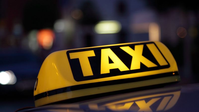 Inflación, gastos y calles en mal estado, los dolores de cabeza de los propietarios de taxi