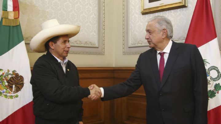 López Obrador respaldó a Pedro Castillo tras las tentativas de destitución del Congreso de Perú