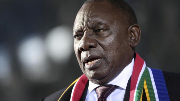El presidente de Sudáfrica estalló contra la “hipocresía” de las restricciones de viaje