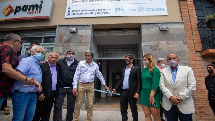 Axel Kicillof inauguró el primer Centro de Formación Laboral en Hidrocarburos y Biocombustibles