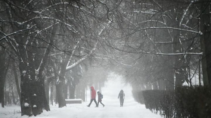 La nieve tapa a Moscú: la capital rusa registró la nevada más intensa en 72 años