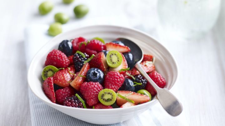 Un clásico del verano: 4 tips para hacer la mejor ensalada de frutas
