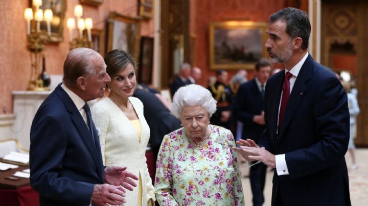 Unidos: el gesto de la reina Letizia, el rey Felipe VI y doña Sofía para el príncipe Felipe