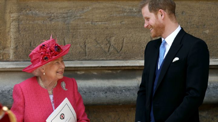 Amor de abuela: la reina Isabel II protege a Harry con una decisión histórica