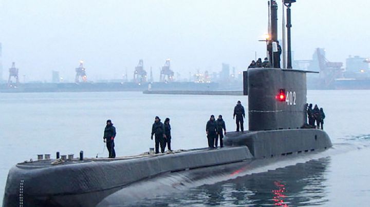 Indonesia: desaparece un submarino con 53 tripulantes a bordo