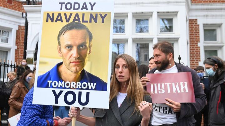 Insólito: la justicia rusa suspende todas las actividades relacionadas con Alexei Navalny