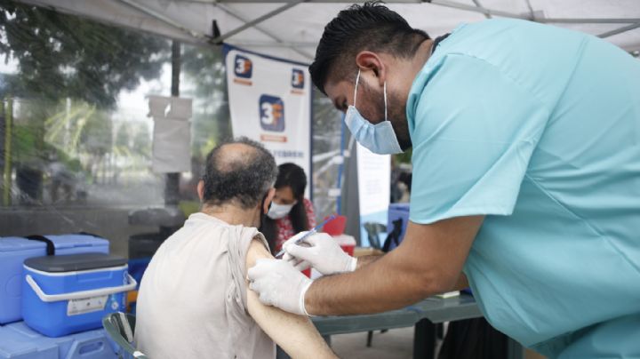 El PAMI comenzó a vacunar contra la gripe: cómo solicitar un turno